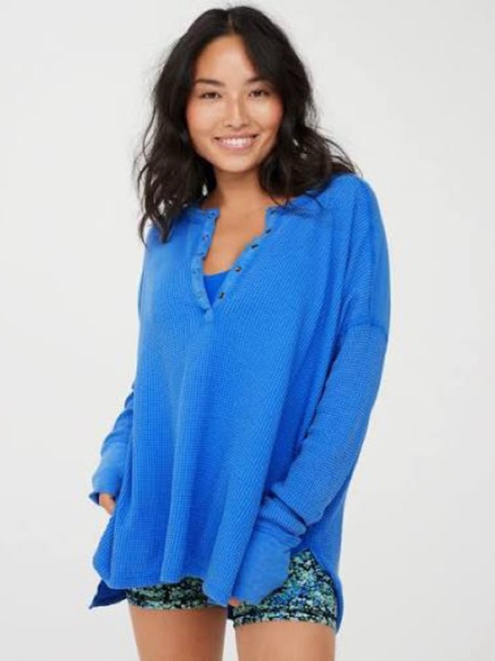 OFFLINE By Aerie Wow! Waffle Henley T-Shirt lightweight cobalt blue large